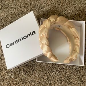 the frida headband (in cream, only worn once)